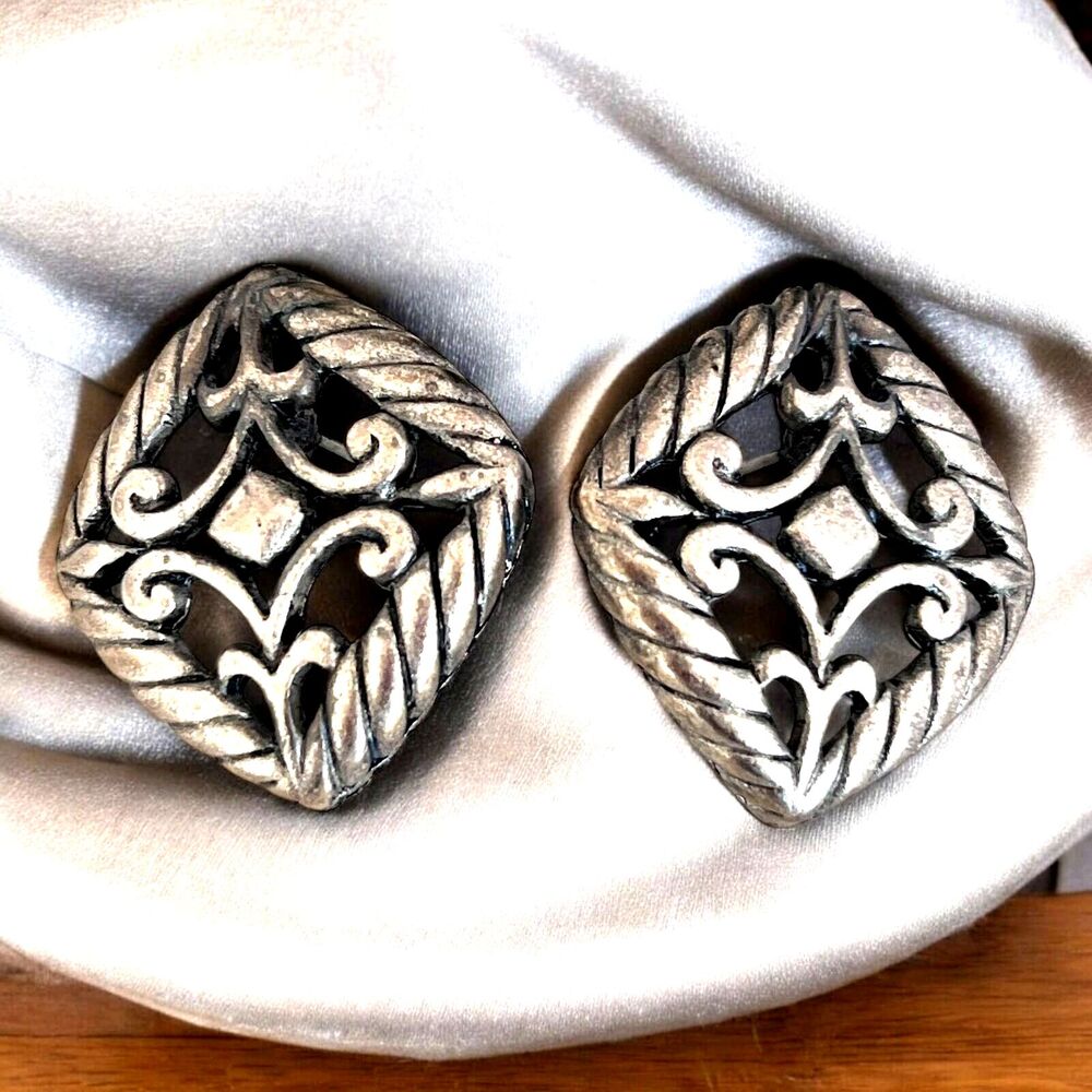 Vintage 1980s Openwork Earrings Antiqued Matte Silver Tone Pierced - 9F